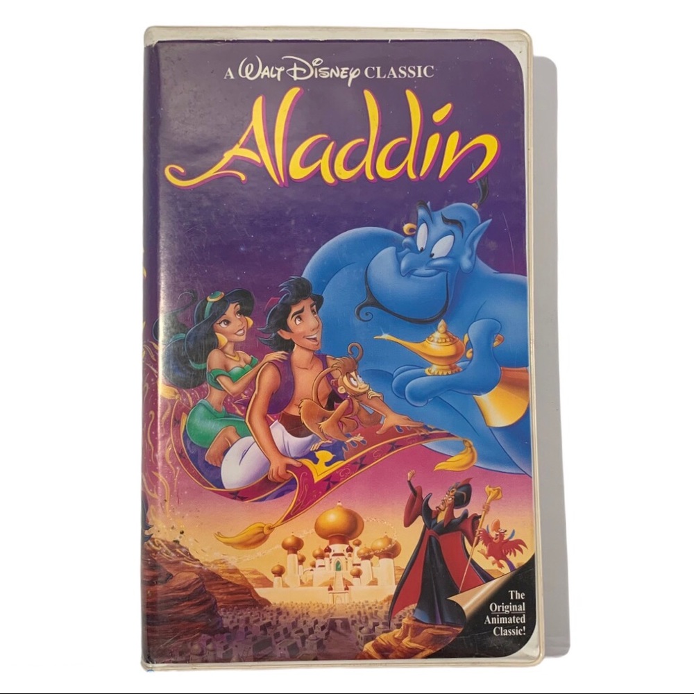 🍒 $10ea or 3/$20 Disney Aladdin Black Diamond VHS